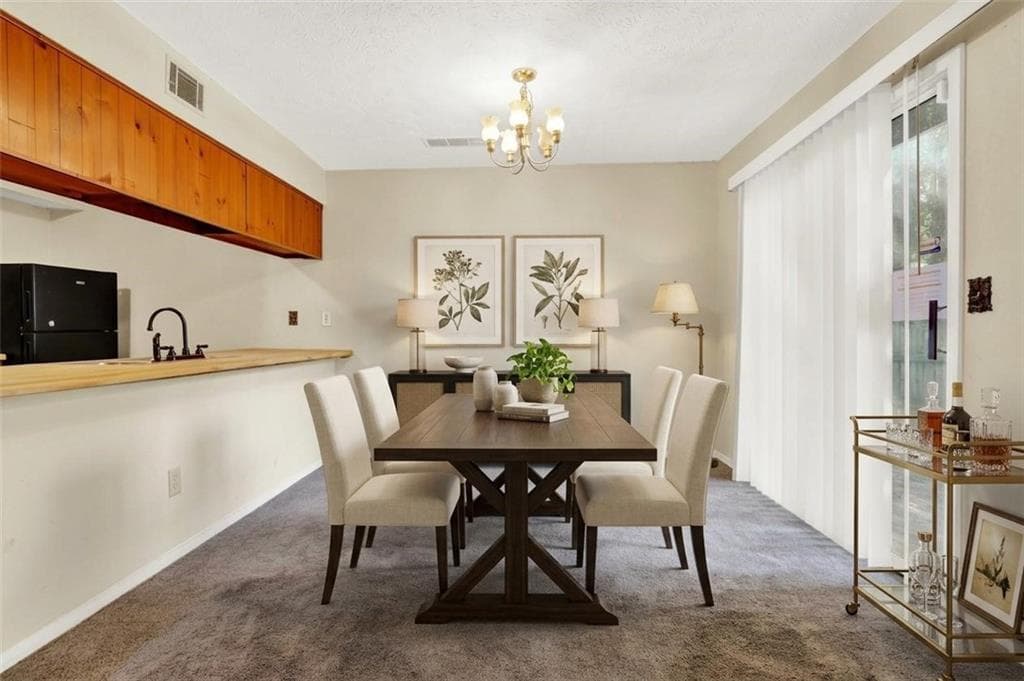 3 bedroom, 3 bathroom, 1,492 sq ft single family residence for sale at 1330 Old Countryside Circle, Stone Mountain, GA 30083 — photo 4