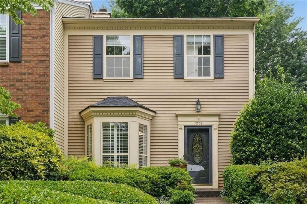 2 bedroom, 3 bathroom, 1,512 sq ft townhouse for sale at 1201 Morningside Park Drive, Alpharetta, GA 30022 — photo 2