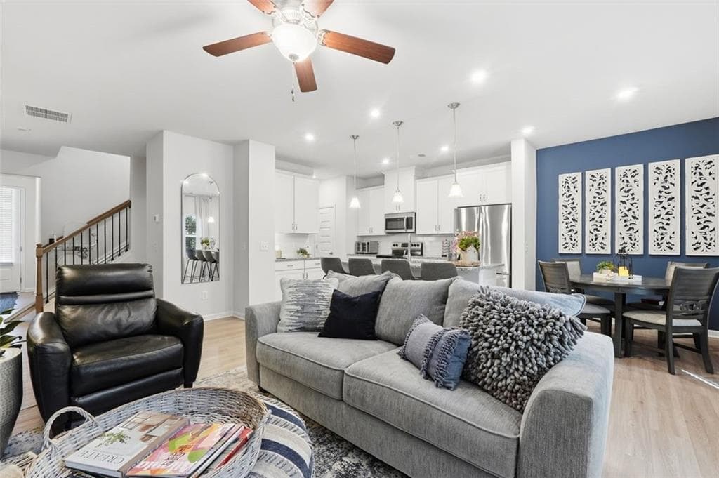 3 bedroom, 3 bathroom, 2,254 sq ft townhouse for sale at 149 Witter Way, Woodstock, GA 30188 — photo 6