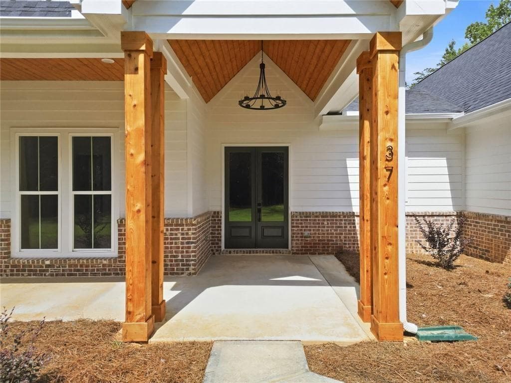 4 bedroom, 3 bathroom, 2,709 sq ft single family residence for sale at 55 Kirk Road, White, GA 30184 — photo 8