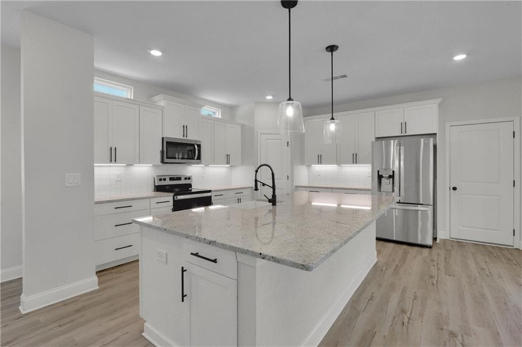 4 bedroom, 3 bathroom, 2,902 sq ft single family residence for sale at 3088 Lantana Way, Buford, GA 30519 — photo 2