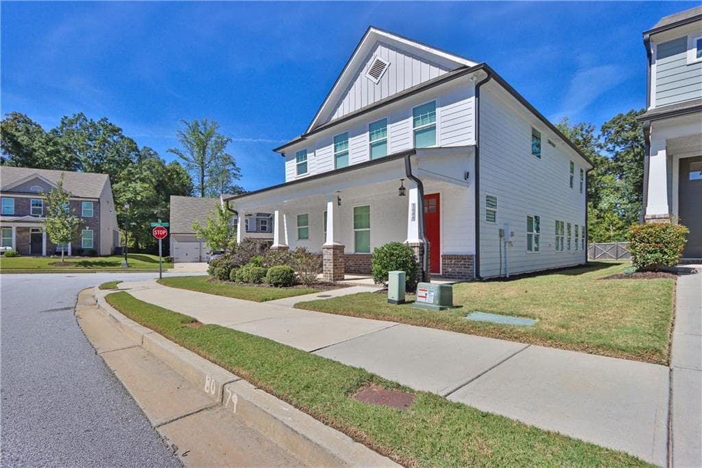 4 bedroom, 3 bathroom, 2,902 sq ft single family residence for sale at 3088 Lantana Way, Buford, GA 30519