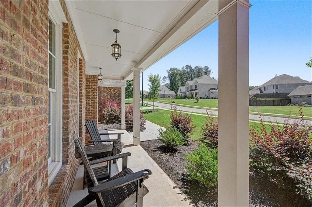 5 bedroom, 5 bathroom, 4,386 sq ft single family residence for sale at 210 Manchester Lane, Villa Rica, GA 30180 — photo 4