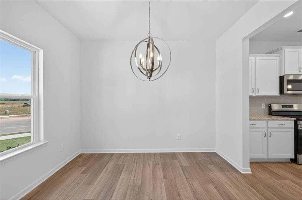 3 bedroom, 3 bathroom, 2,231 sq ft single family residence for sale at 709 Sinclair Lane, Temple, GA 30179 — photo 4