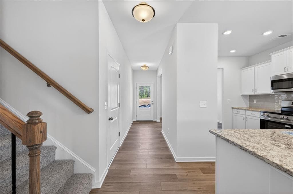 3 bedroom, 3 bathroom, 2,231 sq ft single family residence for sale at 709 Sinclair Lane, Temple, GA 30179 — photo 8