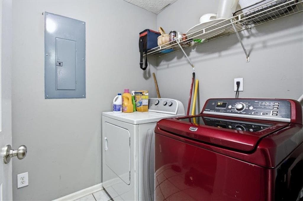 3 bedroom, 2 bathroom, 1,484 sq ft single family residence under contract at 306 Ponderosa Tr, Jackson, GA 30233 — photo 9