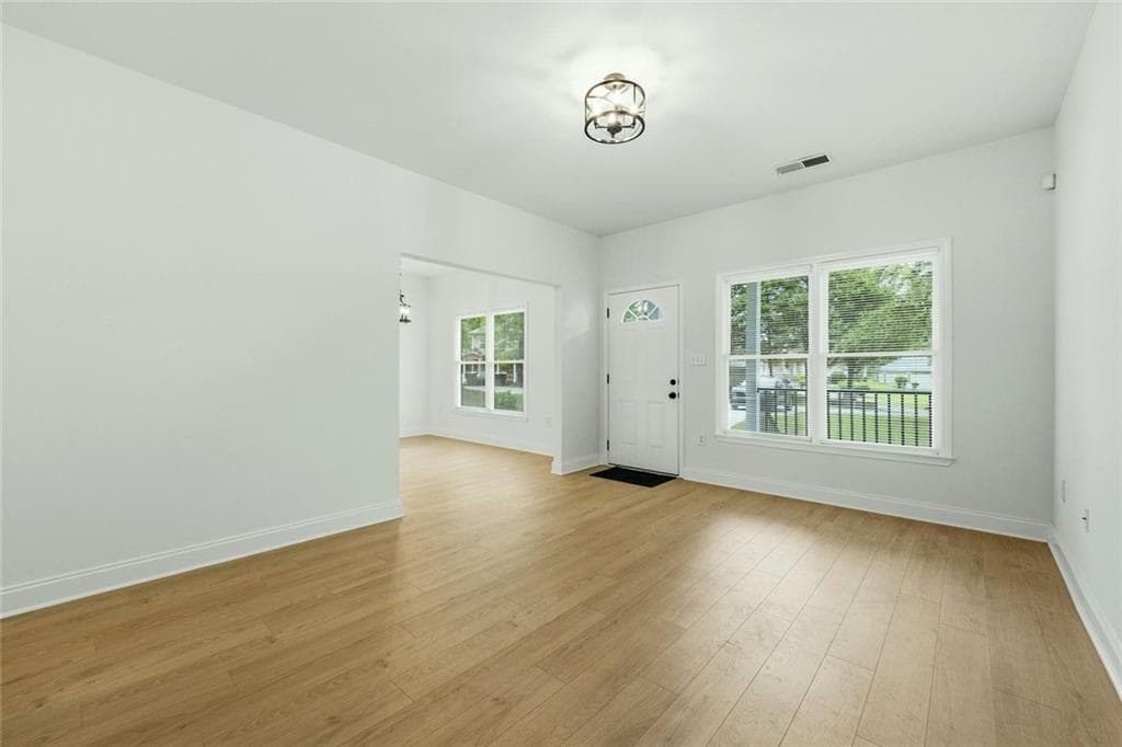 4 bedroom, 2 bathroom, 1,300 sq ft single family residence for sale at 2148 Wilson Avenue, Atlanta, GA 30314 — photo 8