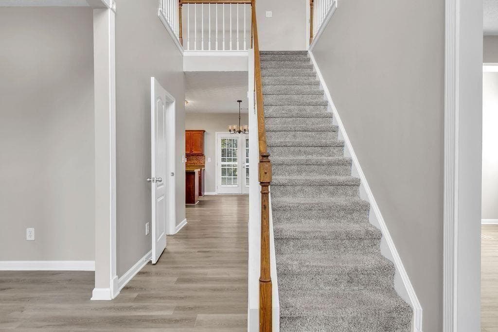 5 bedroom, 4 bathroom, 4,036 sq ft single family residence under contract at 142 Nobility Lane, Mcdonough, GA 30252 — photo 4
