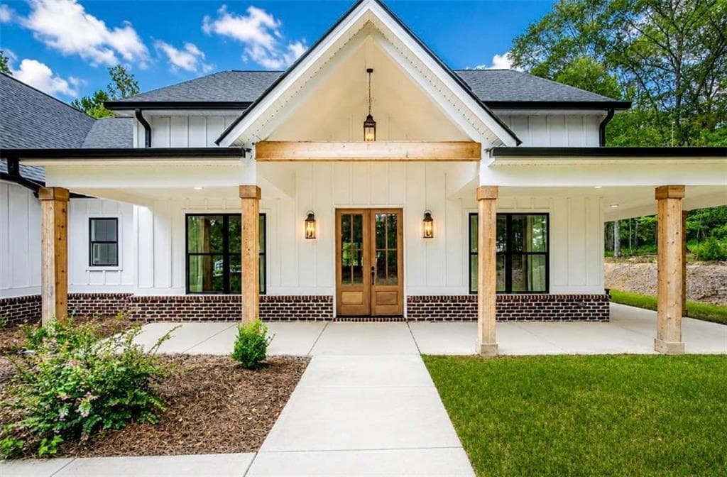 5 bedroom, 4 bathroom, 3,286 sq ft single family residence for sale at 16 Stratford Way, Kingston, GA 30145 — photo 3