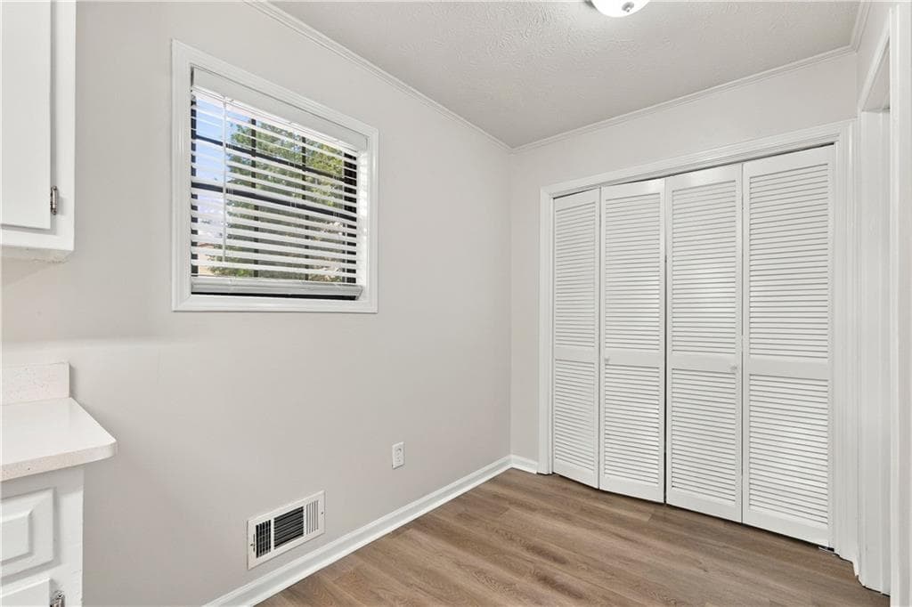3 bedroom, 2 bathroom, 1,428 sq ft single family residence for sale at 2624 Majestic Way, Lawrenceville, GA 30044 — photo 8
