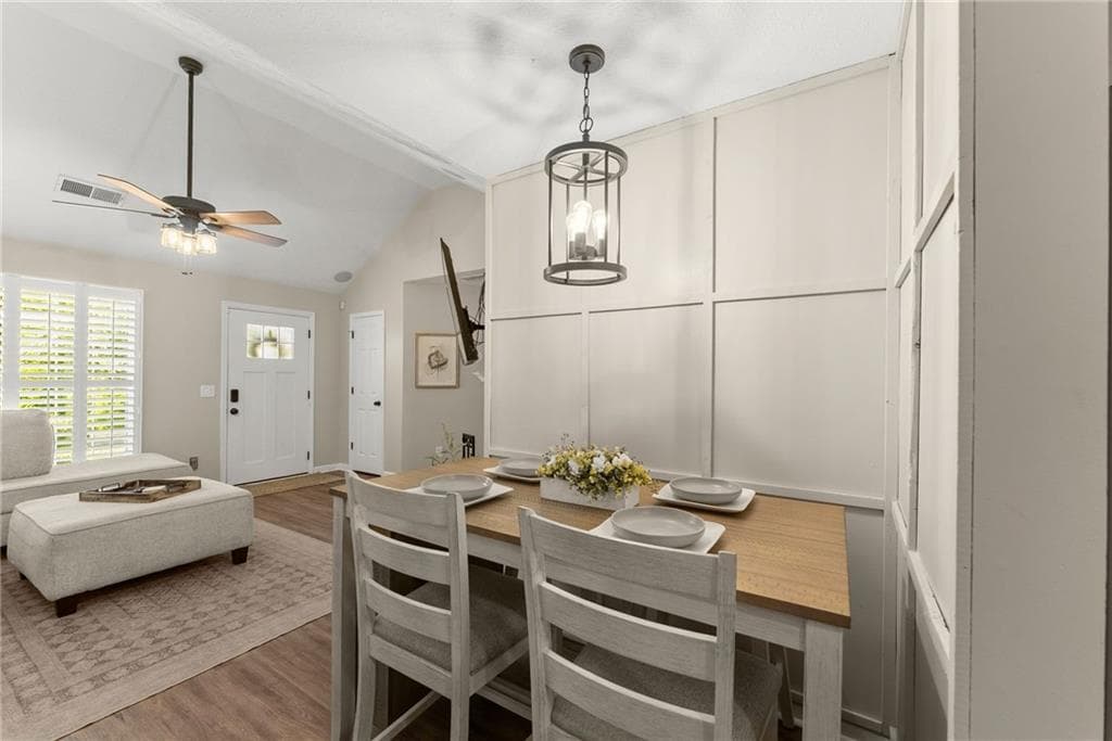 2 bedroom, 2 bathroom, 992 sq ft single family residence for sale at 3525 Auburn Drive, Cumming, GA 30041 — photo 7