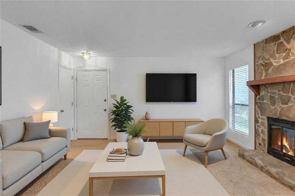 1 bedroom, 1 bathroom, 948 sq ft condominium under contract at 3445 Ivys Walk, Atlanta, GA 30340 — photo 3