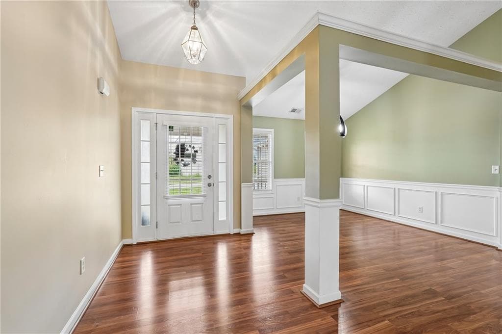 3 bedroom, 3 bathroom, 1,626 sq ft single family residence for sale at 207 Overlook Court, Dallas, GA 30157 — photo 3