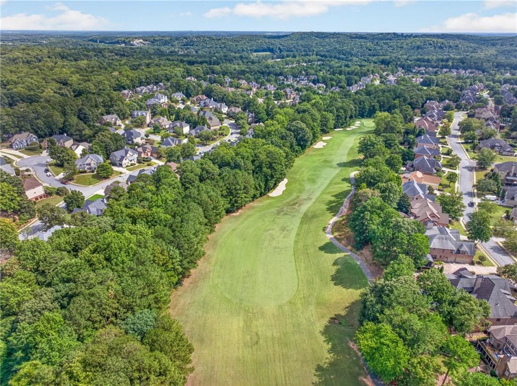 6 bedroom, 5 bathroom, 4,282 sq ft single family residence for sale at 4000 Lantern Hill Drive, Dacula, GA 30019 — photo 6