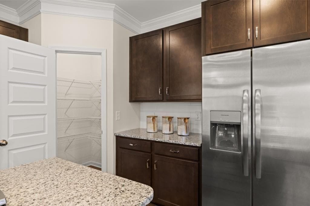 4 bedroom, 3 bathroom, 2,372 sq ft single family residence for sale at 480 Wick Street, Hoschton, GA 30548 — photo 10