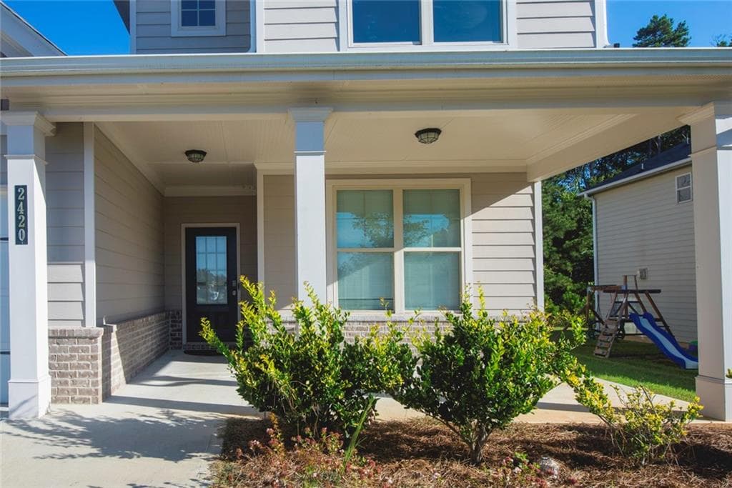 4 bedroom, 4 bathroom, 2,663 sq ft single family residence for sale at 2420 Haliard Way, Lithonia, GA 30058 — photo 3