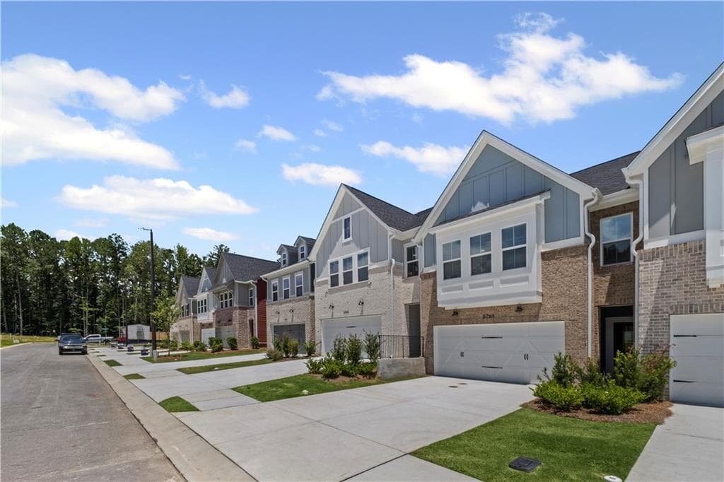 3 bedroom, 3 bathroom, 2,035 sq ft townhouse for sale at 5655 Tillman Way, Powder Springs, GA 30127 — photo 9