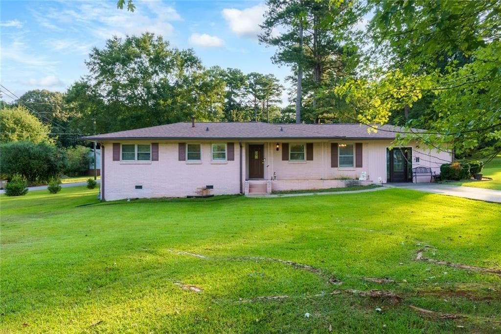 2 bedroom, 2 bathroom, 1,857 sq ft home for sale at 1237 Chapel Dr SW, Marietta, GA