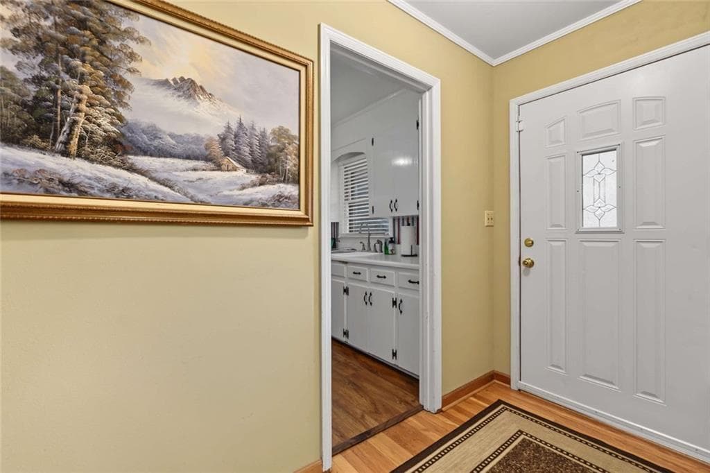 2 bedroom, 2 bathroom, 1,857 sq ft single family residence for sale at 1237 Chapel Dr SW, Marietta, GA 30064 — photo 5