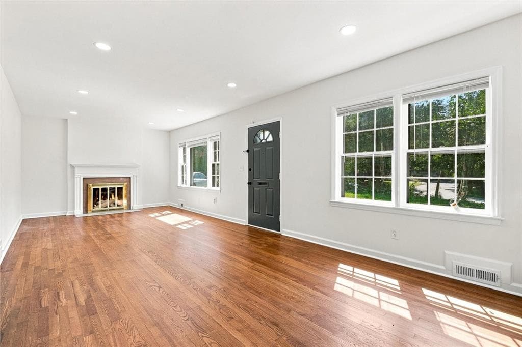 3 bedroom, 2 bathroom, 1,658 sq ft single family residence for rent at 1368 Scott Boulevard, Decatur, GA 30030 for $3,900 a month — photo 3