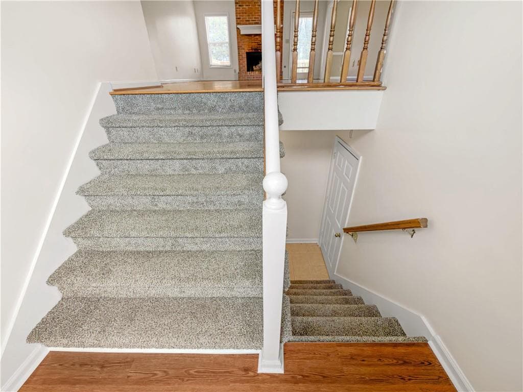 3 bedroom, 3 bathroom, 2,499 sq ft single family residence for sale at 425 Freedom Drive, Mcdonough, GA 30252 — photo 4