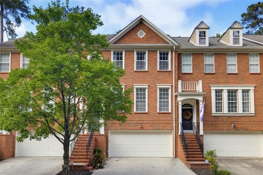 3 bedroom, 4 bathroom, 2,208 sq ft townhouse for sale at 2587 Bridlewood Lane, Atlanta, GA 30339