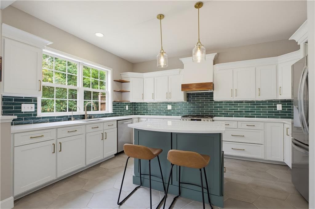 3 bedroom, 4 bathroom, 2,208 sq ft townhouse for sale at 2587 Bridlewood Lane, Atlanta, GA 30339 — photo 9