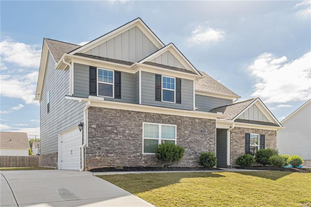 4 bedroom, 3 bathroom, 2,249 sq ft single family residence for sale at 722 Woody Drive, Monroe, GA 30655 — photo 5