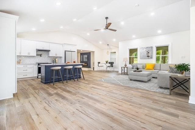 5 bedroom, 4 bathroom, 3,031 sq ft single family residence for sale at 3185 Hammarskjold Drive, East Point, GA 30344 — photo 4