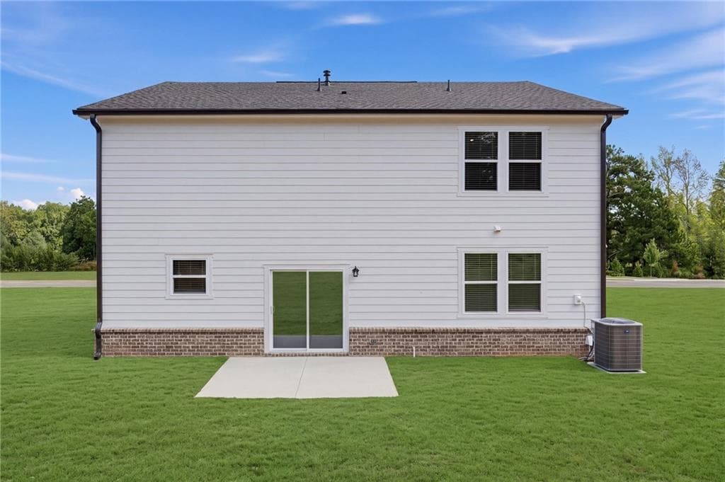 4 bedroom, 4 bathroom, 2,520 sq ft single family residence for sale at 27 Shoal Court, Winder, GA 30680 — photo 2
