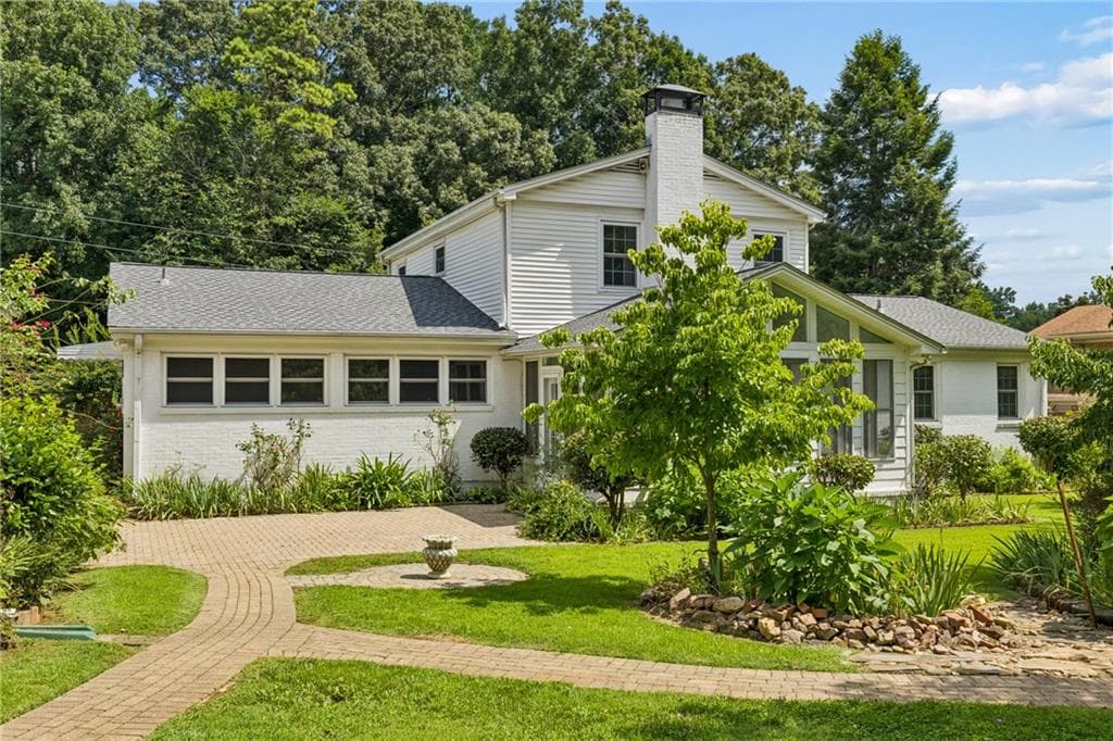 3 bedroom, 2 bathroom, 2,781 sq ft single family residence for sale at 3341 Hickory Crest Drive, Marietta, GA 30064 — photo 7