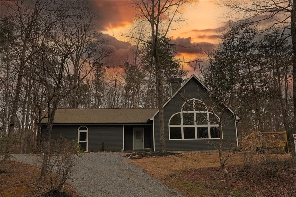 2 bedroom, 3 bathroom, 1,333 sq ft single family residence for sale at 772 Heritage Way, Ellijay, GA 30540 — photo 2