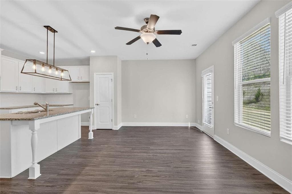 3 bedroom, 3 bathroom townhouse for sale at 6170 Ripple Way 80, South Fulton, GA 30349 — photo 8