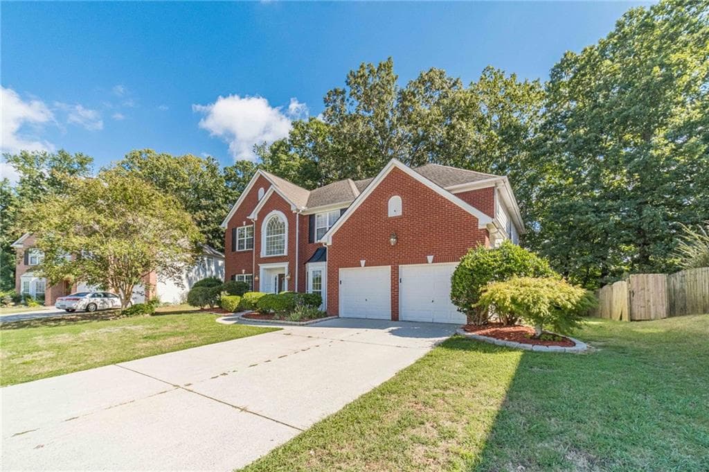5 bedroom, 4 bathroom, 3,491 sq ft single family residence for sale at 775 Martin Field Drive, Lawrenceville, GA 30045 — photo 3