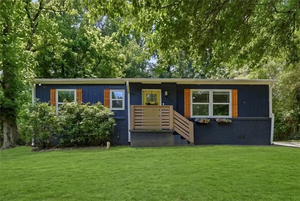 3 bedroom, 2 bathroom, 1,000 sq ft single family residence for sale at 923 Redford Drive, Atlanta, GA 30315
