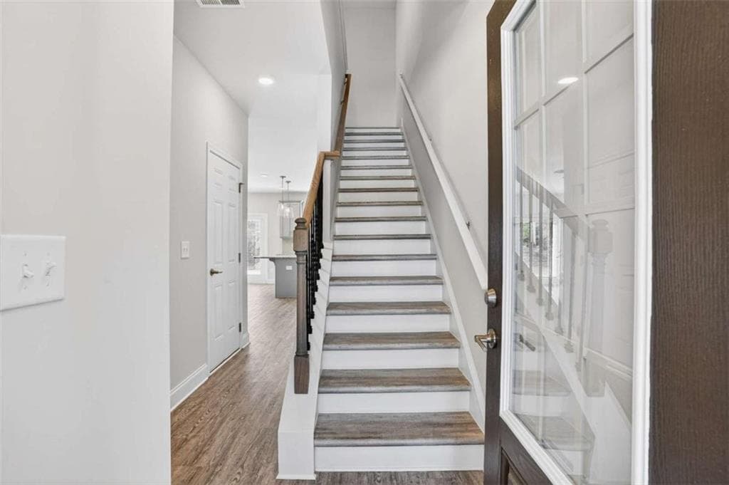 3 bedroom, 3 bathroom, 1,296 sq ft townhouse for sale at 6178 Ripple Way 82, South Fulton, GA 30349 — photo 5