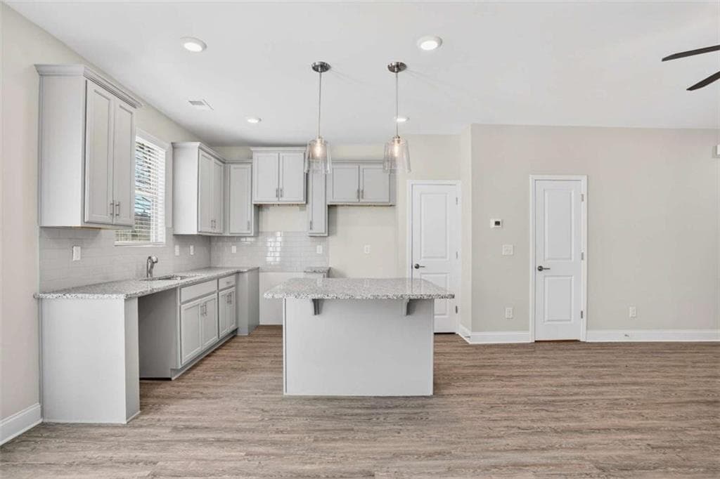 3 bedroom, 3 bathroom, 1,296 sq ft townhouse for sale at 6178 Ripple Way 82, South Fulton, GA 30349 — photo 9