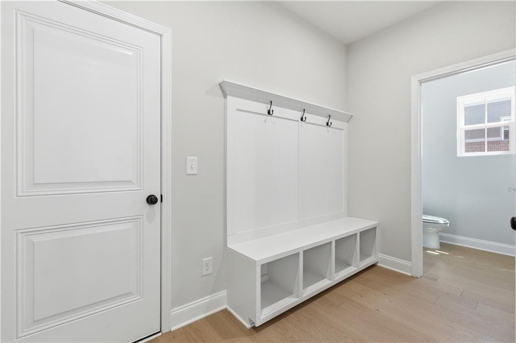 3 bedroom, 3 bathroom, 1,911 sq ft single family residence for sale at 5748 Tillman Way, Powder Springs, GA 30127 — photo 4