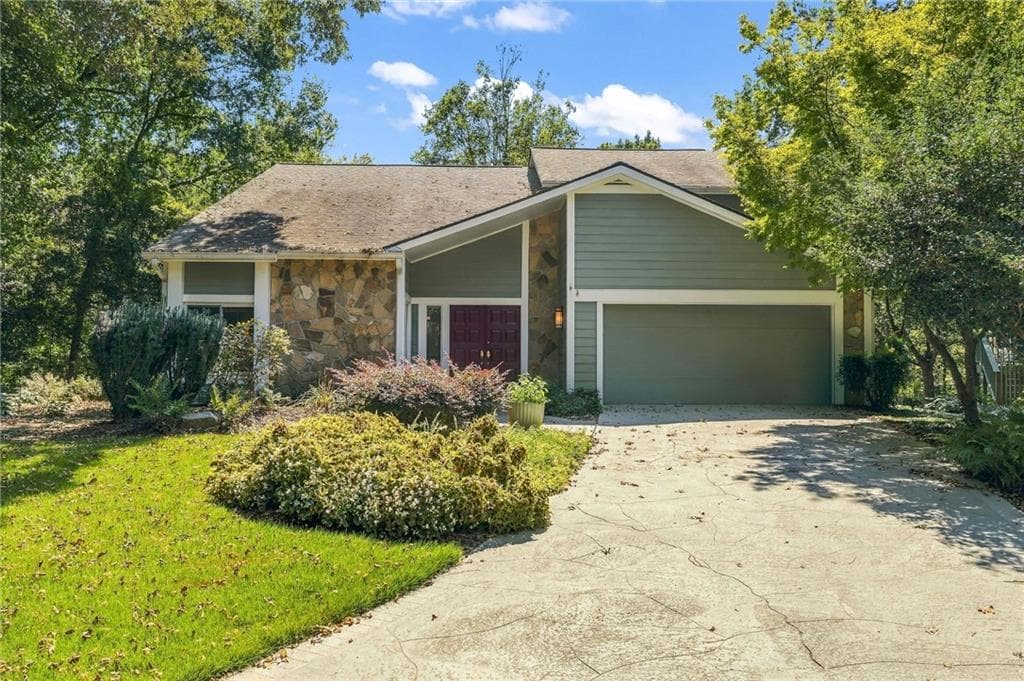 4 bedroom, 3 bathroom, 2,644 sq ft single family residence for sale at 3110 Quailridge Court, Marietta, GA 30068 — photo 6
