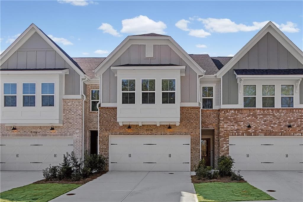 3 bedroom, 3 bathroom, 2,035 sq ft townhouse for sale at 5665 Tillman Way, Powder Springs, GA 30127 — photo 10