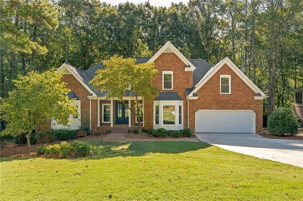 5 bedroom, 5 bathroom, 4,400 sq ft single family residence for sale at 6400 Bannerhorn Run, Alpharetta, GA 30005