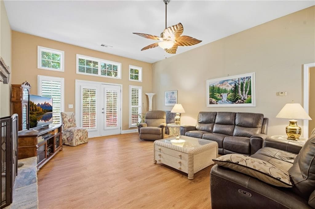 4 bedroom, 3 bathroom, 2,796 sq ft single family residence for sale at 68 High Creek Drive, Dahlonega, GA 30533 — photo 8