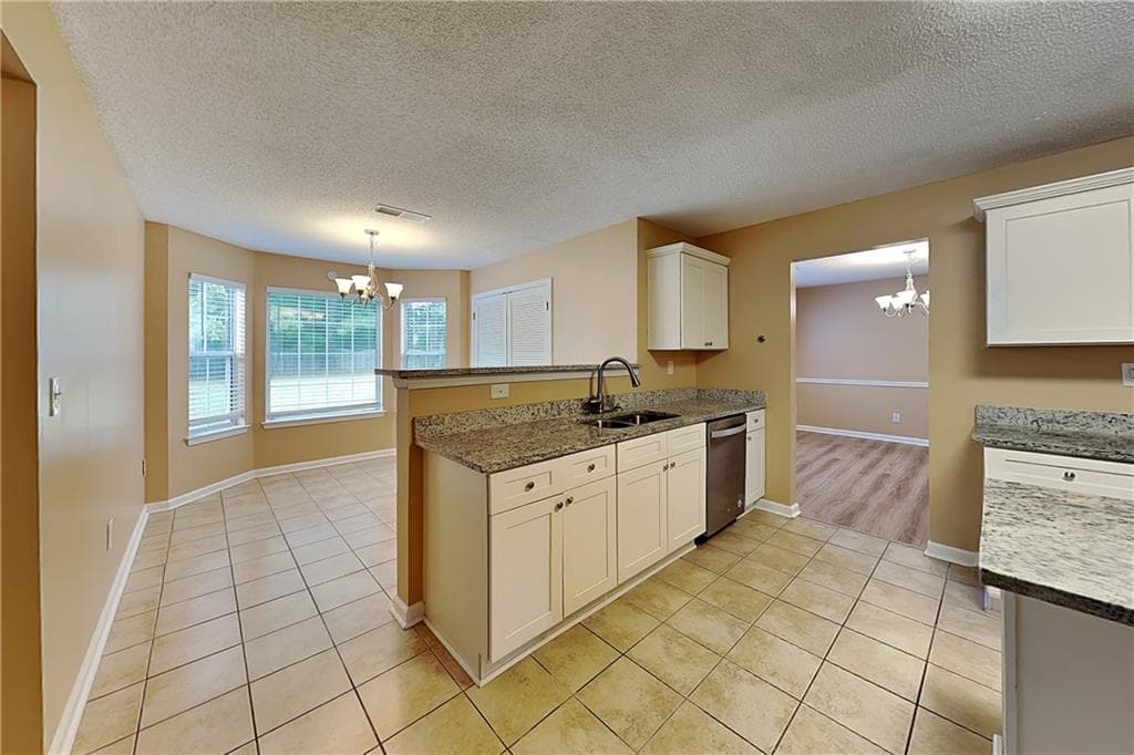4 bedroom, 3 bathroom, 2,645 sq ft single family residence for rent at 35 Bermuda Court, Dallas, GA 30157 for $2,390 a month — photo 6