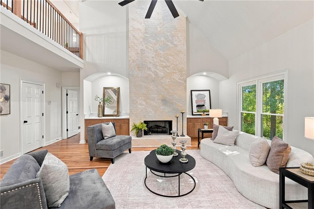 5 bedroom, 5 bathroom, 4,400 sq ft single family residence for sale at 6400 Bannerhorn Run, Alpharetta, GA 30005 — photo 7