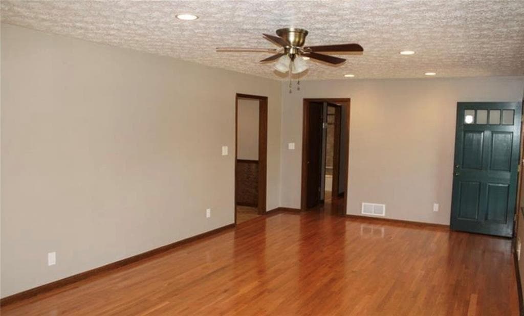 4 bedroom, 3 bathroom, 2,600 sq ft single family residence for rent at 426 Atlanta Highway, Loganville, GA 30052 for $2,600 a month — photo 9