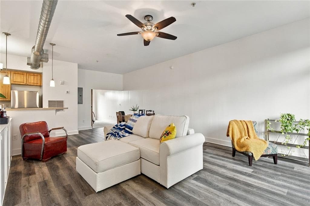 1 bedroom, 1 bathroom, 750 sq ft condominium for sale at 502 Pryor Street 217, Atlanta, GA 30312 — photo 5
