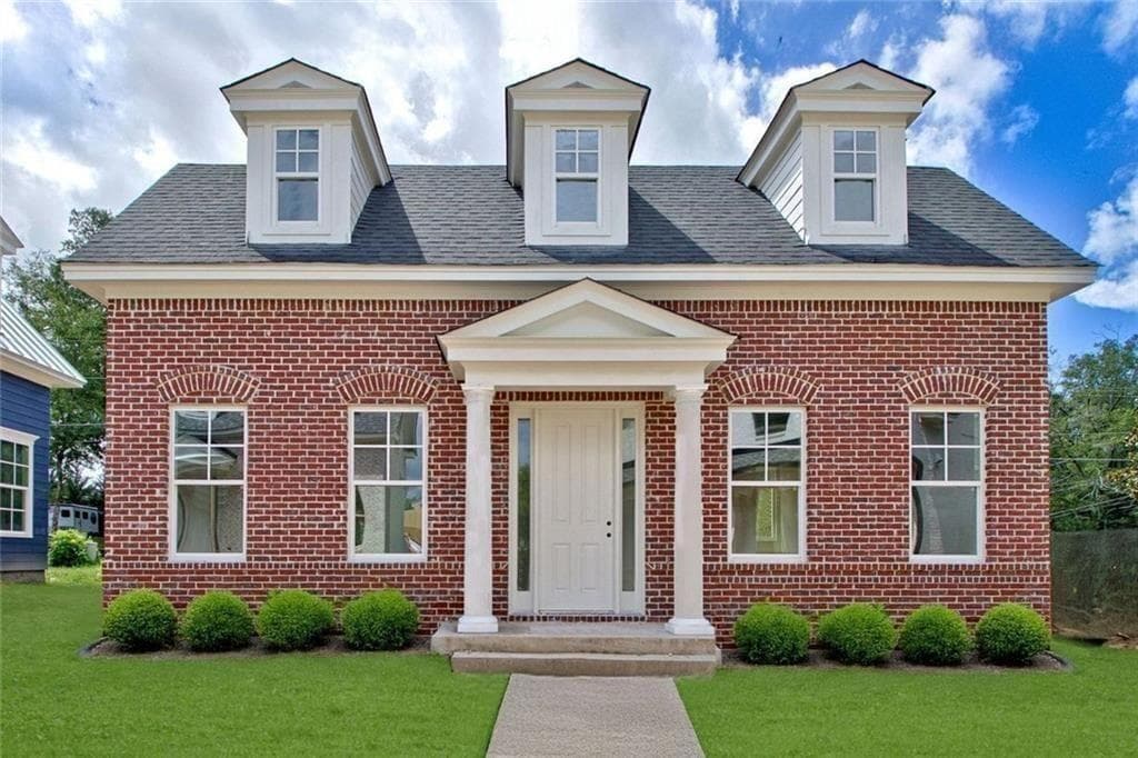 3 bedroom, 3 bathroom, 1,283 sq ft single family residence for sale at 124 Morgan Street, Senoia, GA 30276