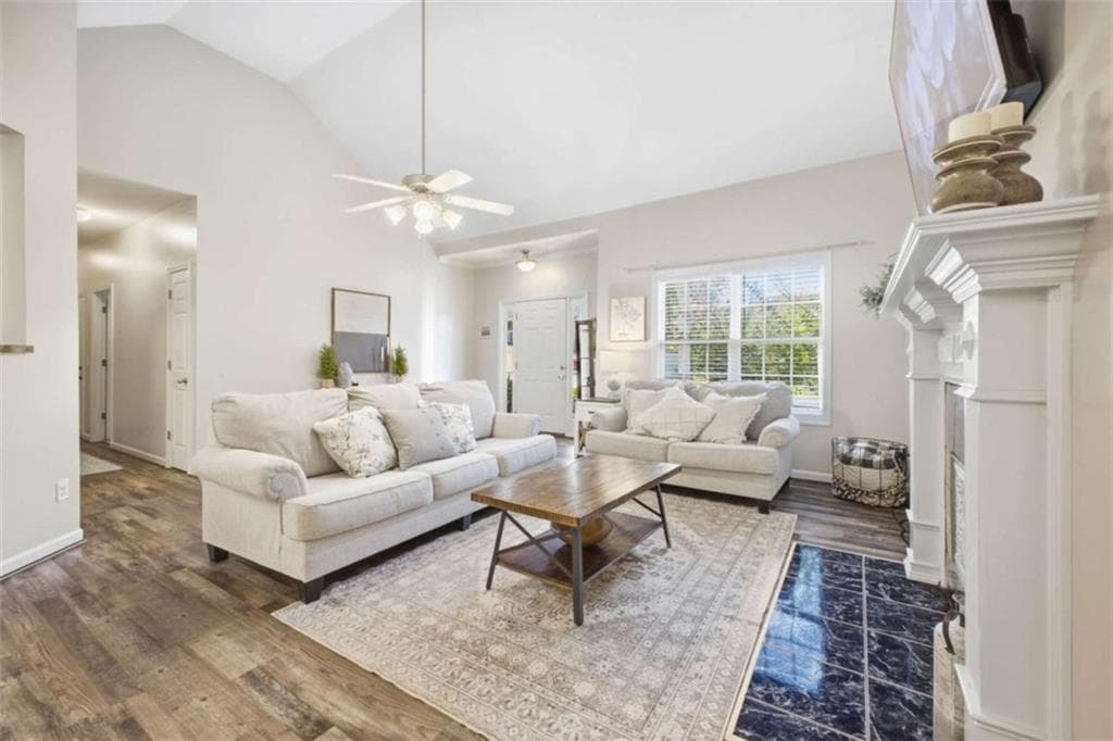 3 bedroom, 2 bathroom, 1,701 sq ft single family residence for sale at 33 Martha's Place, Cartersville, GA 30121 — photo 7