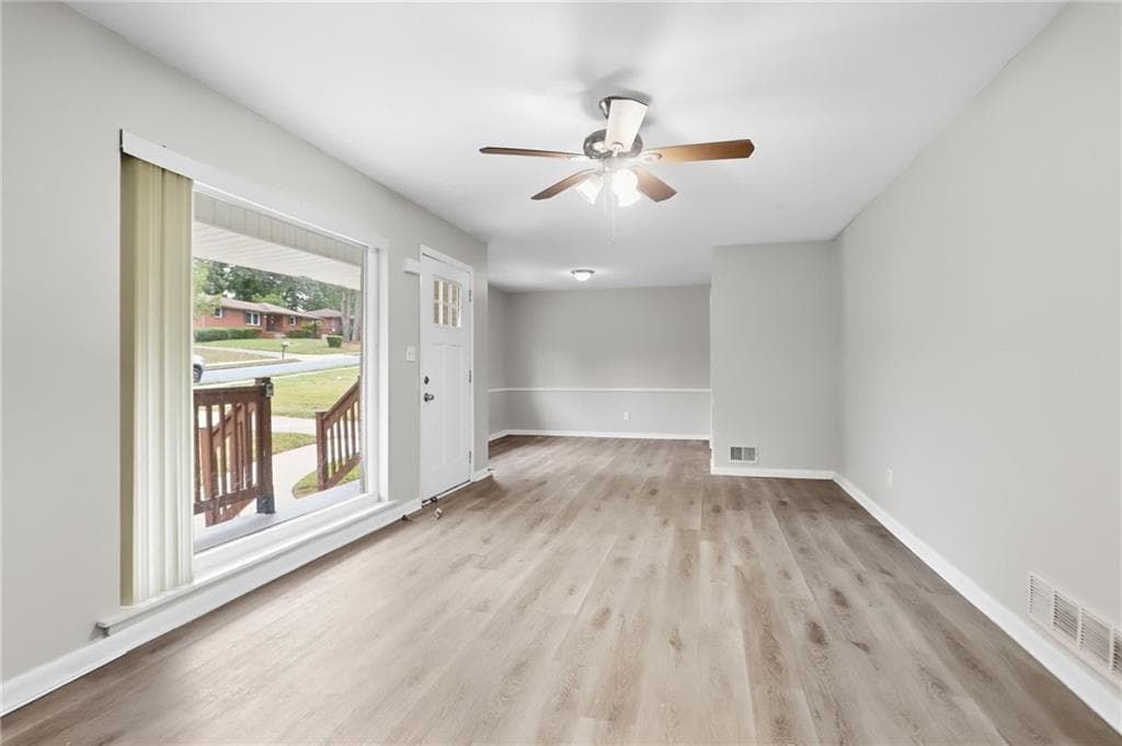 4 bedroom, 2 bathroom, 1,478 sq ft single family residence for sale at 2434 Shamrock Drive, Decatur, GA 30032 — photo 4