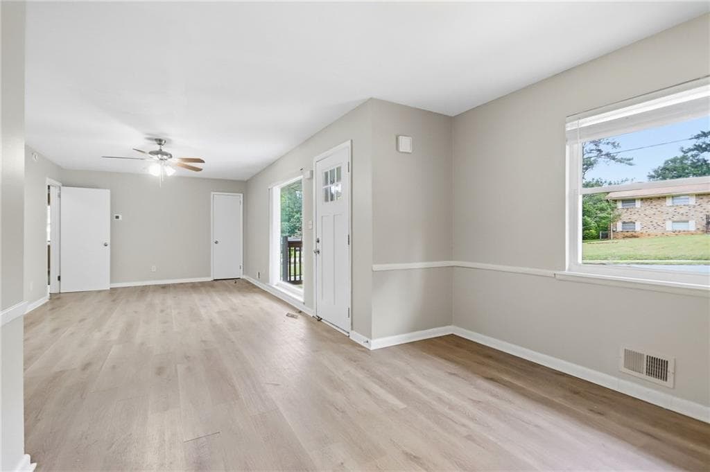 4 bedroom, 2 bathroom, 1,478 sq ft single family residence for sale at 2434 Shamrock Drive, Decatur, GA 30032 — photo 5